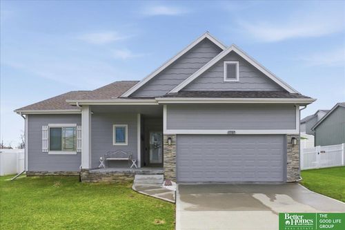 1707 Mesa St, Bellevue, NE, 68123-4921 | Card Image