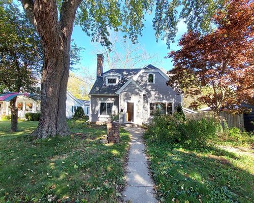 622 Hawthorne Ave, SOUTH MILWAUKEE, WI, 53172-2213 | Card Image