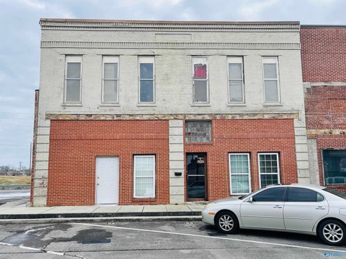 113 N Main St, Boaz, AL, 35957-1608 | Card Image