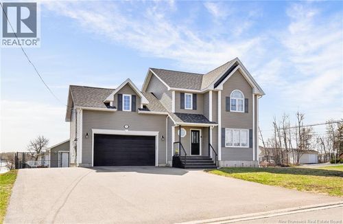 94 Pebble Creek Way, Moncton, NB, E1E0C8 | Card Image