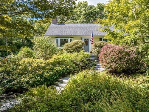 15 Trudy Cir, South Dennis, MA, 02660-2008 | Card Image