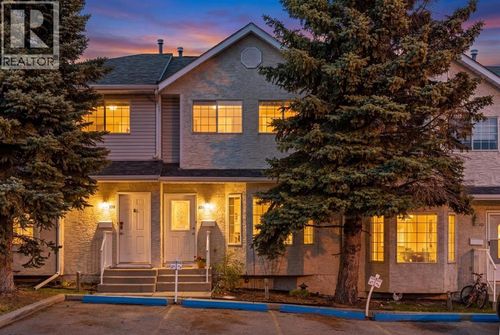 105 Bedford Manor Ne, Calgary, AB, T3K4B8 | Card Image
