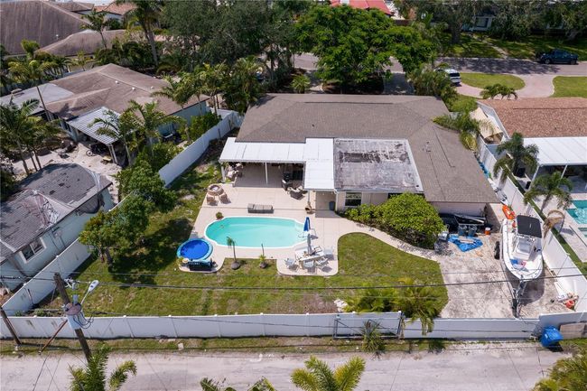 843 37 Th Ave Ne, House other with 3 bedrooms, 2 bathrooms and null parking in ST PETERSBURG FL | Image 26