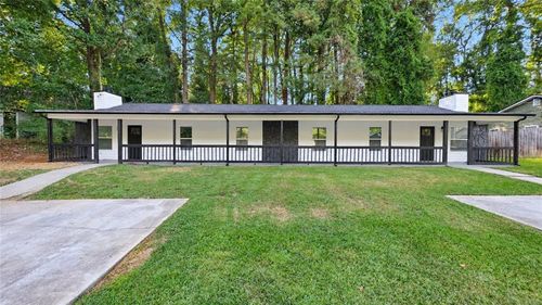 2112 Valley Oaks Dr Se, Smyrna, GA, 30080-1484 | Card Image