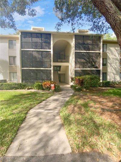 G2 - 1398 Shady Pine Way, Condo with 2 bedrooms, 2 bathrooms and null parking in Tarpon Springs FL | Image 1