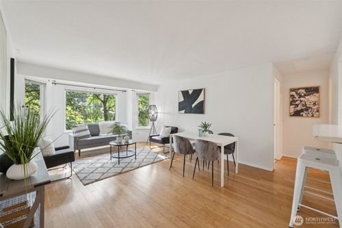 apt-3-1115 16th Ave, Seattle, WA, 98122-4585 | Card Image