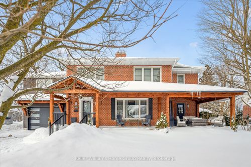 195 Forfar St W, Fergus, ON, N1M1B1 | Card Image