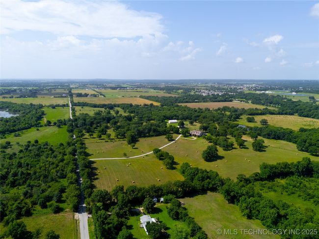 5500 S 329 Th East Ave, House other with 3 bedrooms, 5 bathrooms and null parking in Broken Arrow OK | Image 67