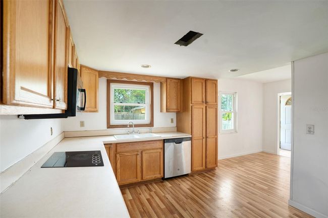 208 36 Th St W, House other with 4 bedrooms, 1 bathrooms and null parking in Bradenton FL | Image 9