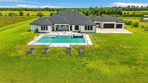 3515 County Road 62, Rosharon, TX, 77583-5701 | Card Image