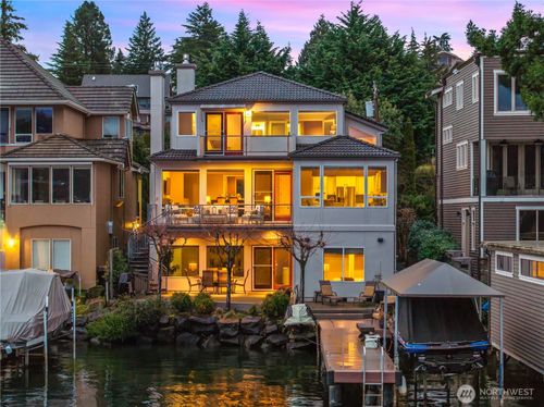 3711 Lake Washington Blvd N, Renton, WA, 98056-1507 | Card Image
