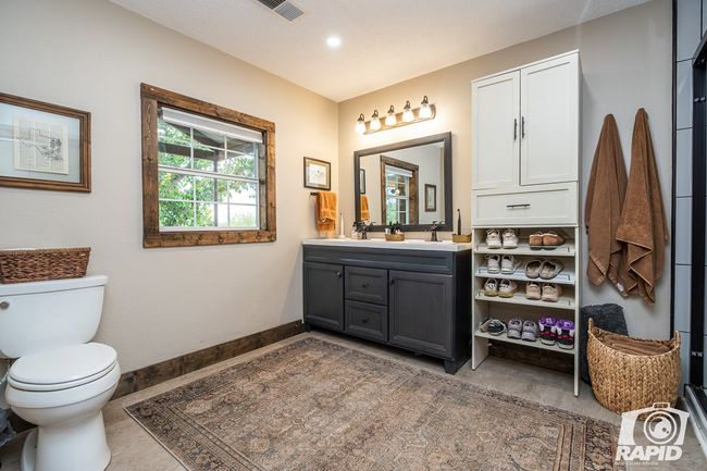 715 E Main St, House other with 3 bedrooms, 2 bathrooms and 2 parking in Bronte TX | Image 13
