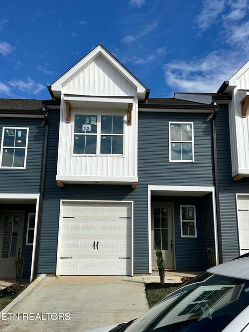 1726 Lateglow Way, Knoxville, TN, 37931-2791 | Card Image