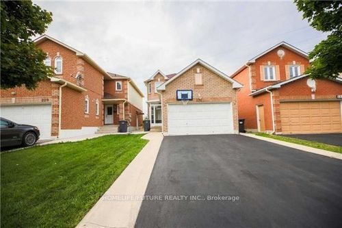 231 Timberlane Dr, Brampton, ON, L6Y4V7 | Card Image