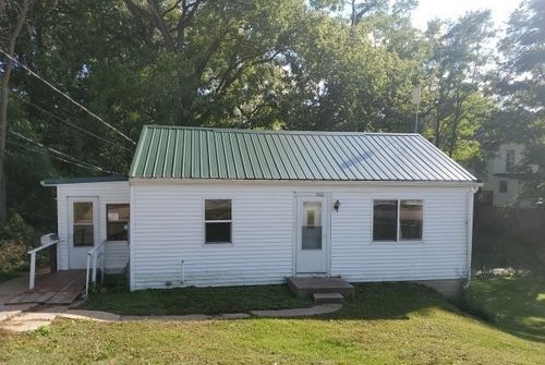 403 E Benton St, MOUNT CARROLL, IL, 61053-1531 | Card Image