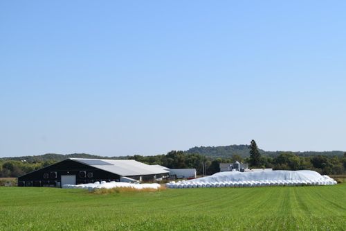 S7450 Morning Crest Dr, Augusta, WI, 54722-7579 | Card Image