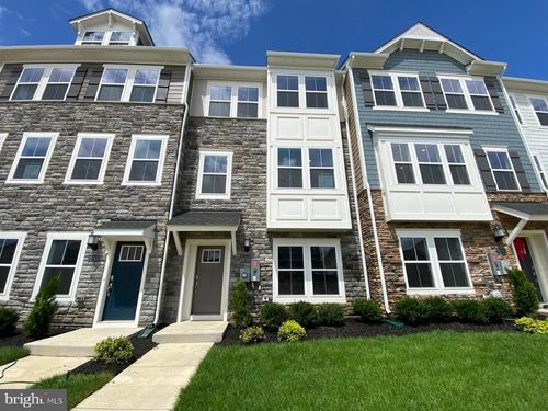 10671 Millport St, WHITE PLAINS, MD, 20695-4310 | Card Image