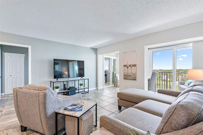 APT-508 - 10216 Regal Dr, Condo with 2 bedrooms, 2 bathrooms and null parking in LARGO FL | Image 5