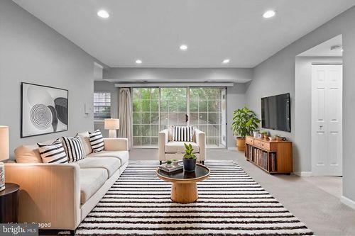apt-101-1931 Wilson Ln, MCLEAN, VA, 22102-4722 | Card Image