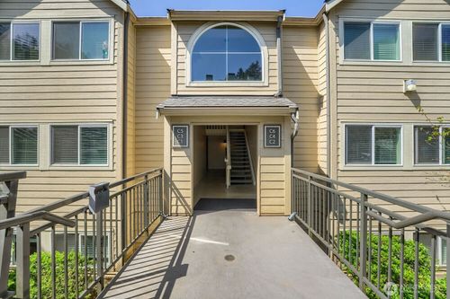 3811 130th Ln Se, Bellevue, WA, 98006-5843 | Card Image