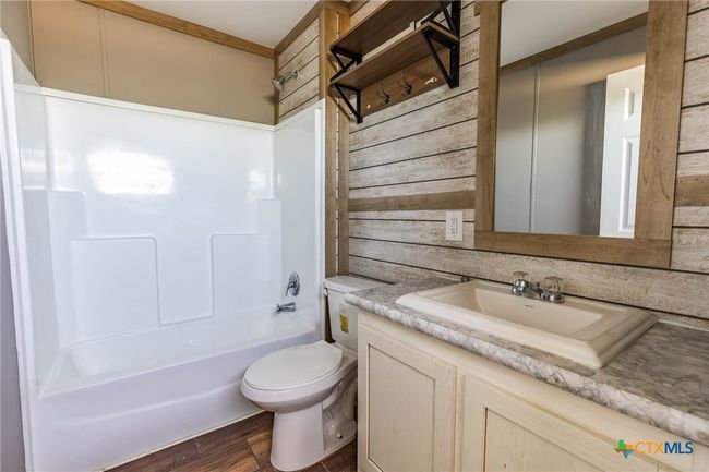 1426 S Dr E.E. Dunlap Hwy, House other with 3 bedrooms, 2 bathrooms and null parking in San Diego TX | Image 19