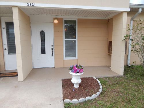 3821 Club Cir, LAKESHORE, FL, 33854-1233 | Card Image