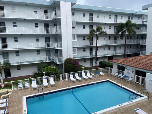 apt-409-4629 Poinciana St, Lauderdale By The Sea, FL, 33308-3552 | Card Image