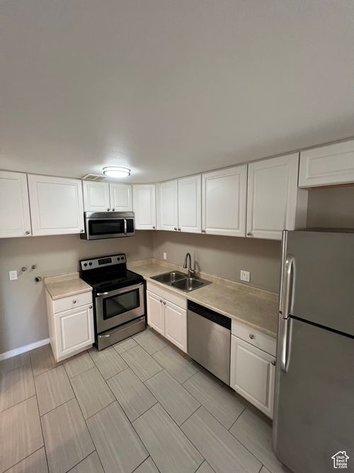 apt-21-768 N Redwood Rd, Salt Lake City, UT, 84116-1910 | Card Image