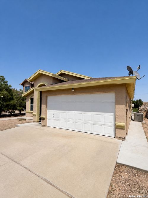 4756 Beacham St, El Paso, TX, 79938-7358 | Card Image