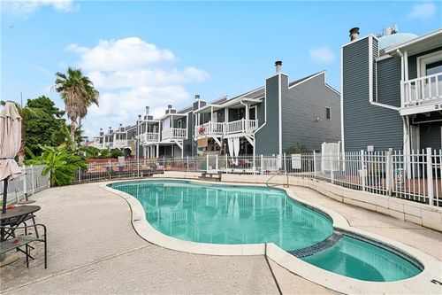 b-200 Marina Dr, Slidell, LA, 70458-9202 | Card Image