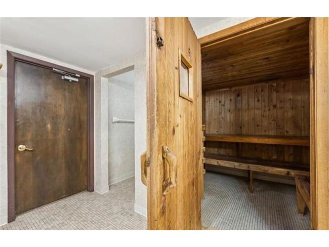 Indoor Sauna | Image 30