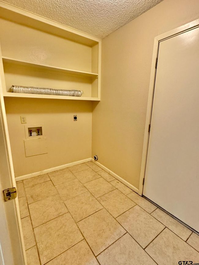 APT-206 - 3161 Glenda Ave, Home with 0 bedrooms, 0 bathrooms and null parking in Tyler TX | Image 5
