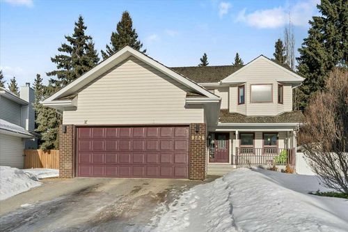 9226 50 Avenue, Wedgewood, AB, T8W2G7 | Card Image