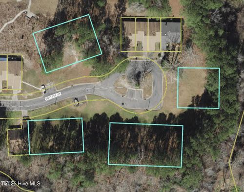 200 Santree Dr, Williamston, NC, 27892-1483 | Card Image