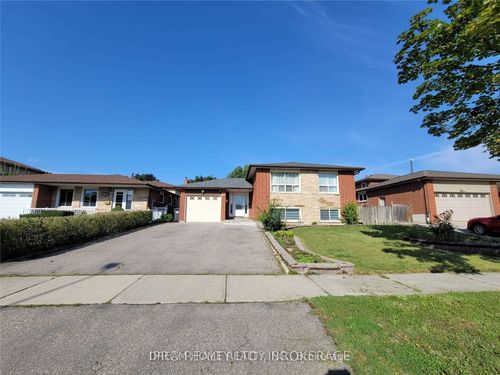 upper-2838 Kingsberry Crescent, Mississauga, ON, L5B2K9 | Card Image