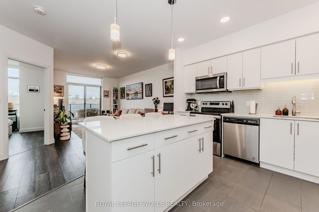 210 - 399 Queen St S, Condo with 1 bedrooms, 1 bathrooms and 1 parking in Kitchener ON | Image 18