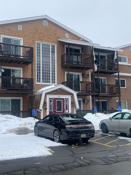 apt-26-210 Brook Village Rd, Nashua, NH, 03062-2797 | Card Image