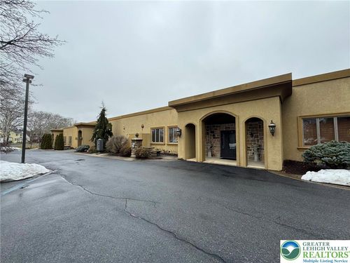 a8-601 Stones Crossing Road, Palmer Twp, PA, 18045 | Card Image