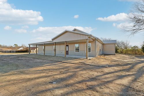 1102 W Main Street, Beggs, OK, 74421 | Card Image