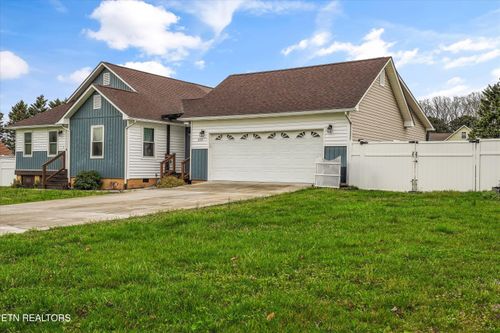 222 Wind Chase Dr, Madisonville, TN, 37354-5822 | Card Image