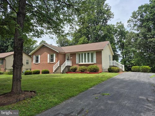 167 Packett Dr, CHARLES TOWN, WV, 25414-5074 | Card Image