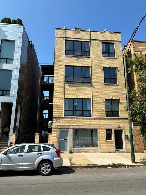 apt-1s-3048 N Ashland Ave, Chicago, IL, 60657-3036 | Card Image