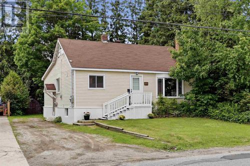 59 Adeline Ave, Sault Ste. Marie, ON, P6B5M6 | Card Image