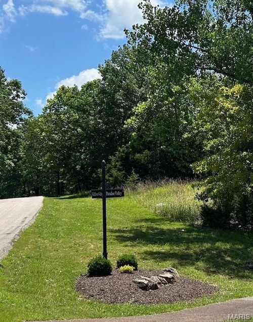 817 Wildflower Valley Dr, High Ridge, MO, 63049-1107 | Card Image