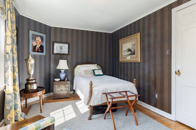 43 Cranford Ln, Condo with 4 bedrooms, 3 bathrooms and null parking in Grosse Pointe MI | Image 26