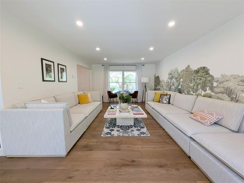 1 Concord Dr, Fort Salonga, NY, 11768-2420 | Card Image