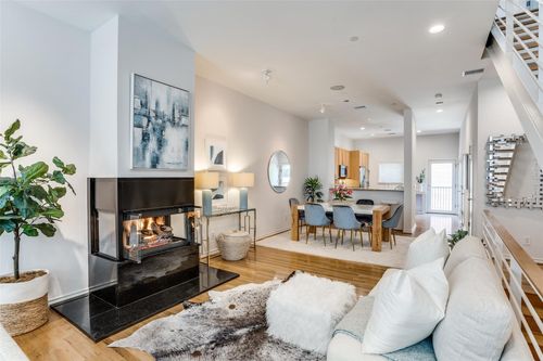 apt-27-4310 Buena Vista St, Dallas, TX, 75205-4473 | Card Image