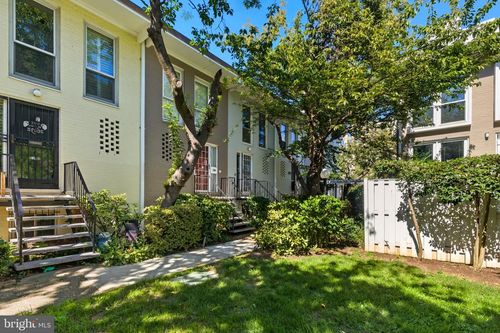 120-237 G St Sw, WASHINGTON, DC, 20024-4337 | Card Image