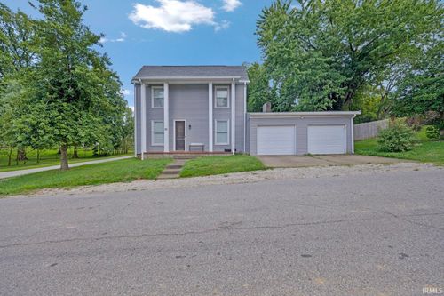 131 E Locust St, Chrisney, IN, 47611-9739 | Card Image