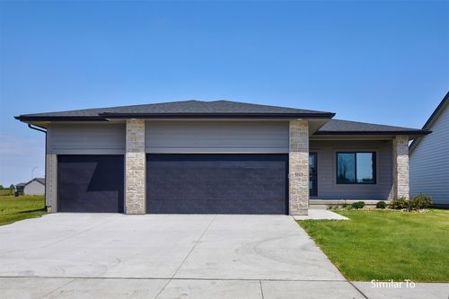 8137 Buckley Street, Johnston, IA, 50131 | Card Image